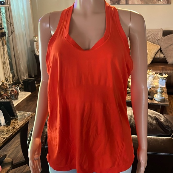 Athleta Tops - Athleta 🤩